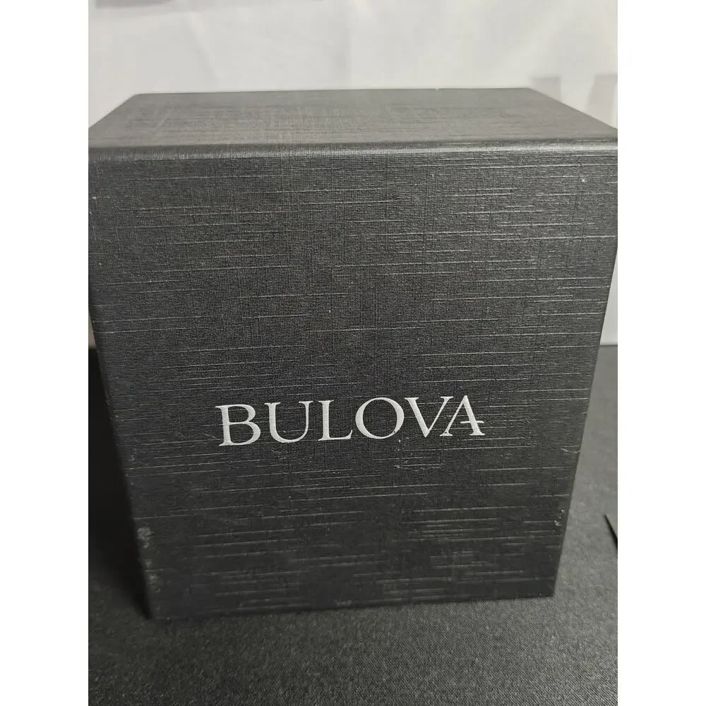 BULOVA 96T58 30mm Silver Dial Classic Ladies Watch Needs Battery (Included)